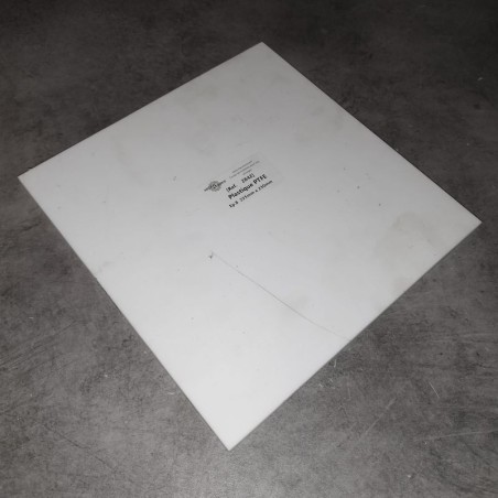 Plastique PTFE  Ep.8  235mm x 230mm