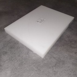 Plastique PEHD 500 blanc Ep.30  335mm x 250mm