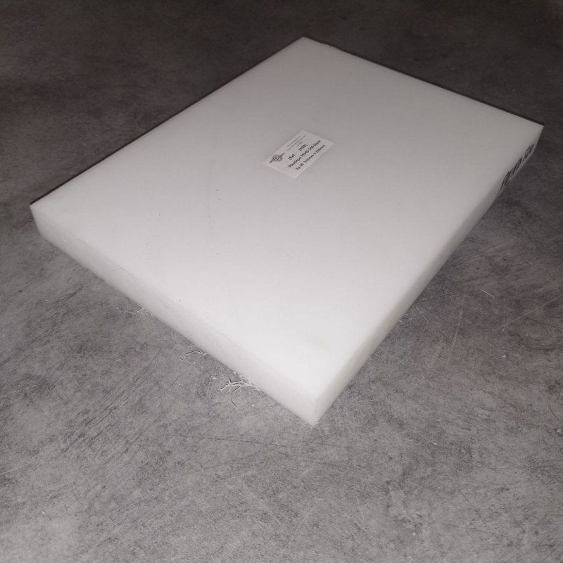 Plastique PEHD 500 blanc Ep.30  335mm x 250mm