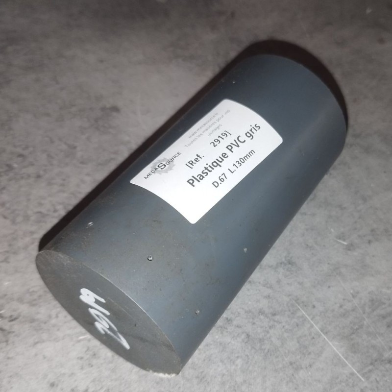 Plastique PVC gris D.67  L.130mm