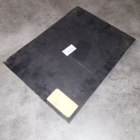 Plastique PA6 noir Ep.470  340mm x mm